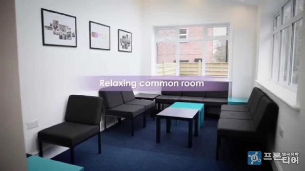  (common room)