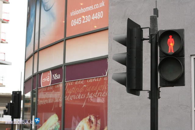 ���� �ǳʼ� ��Ʈ������